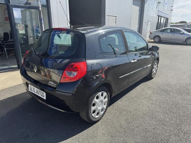 Renault Clio image 1