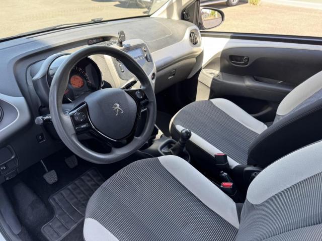 Peugeot 108 image 1