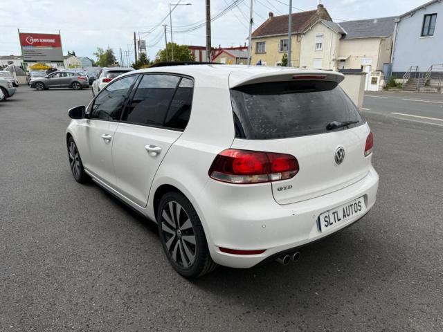 Volkswagen Golf image 7