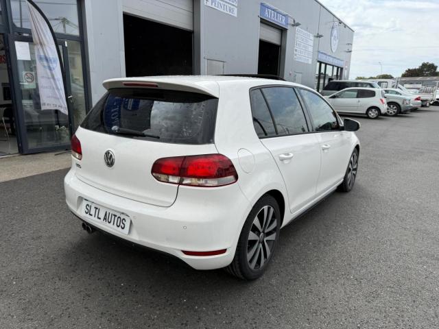 Volkswagen Golf image 6