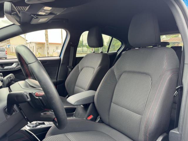 Ford Focus image 8