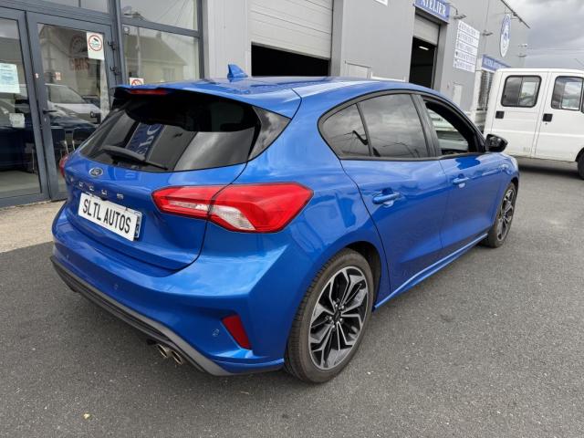 Ford Focus image 2