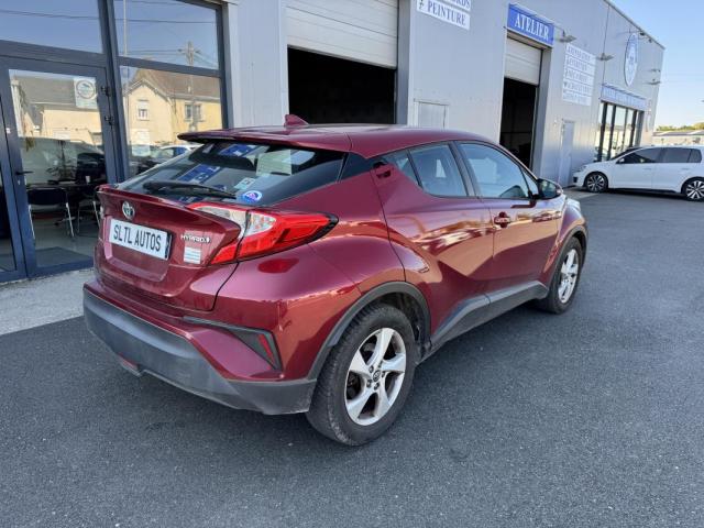 Toyota C-Hr image 6