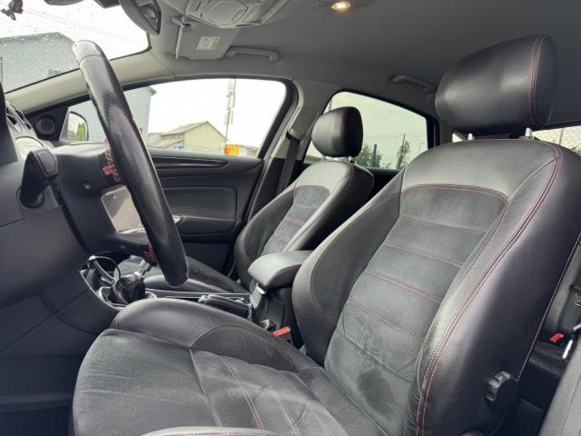 Ford Mondeo image 6