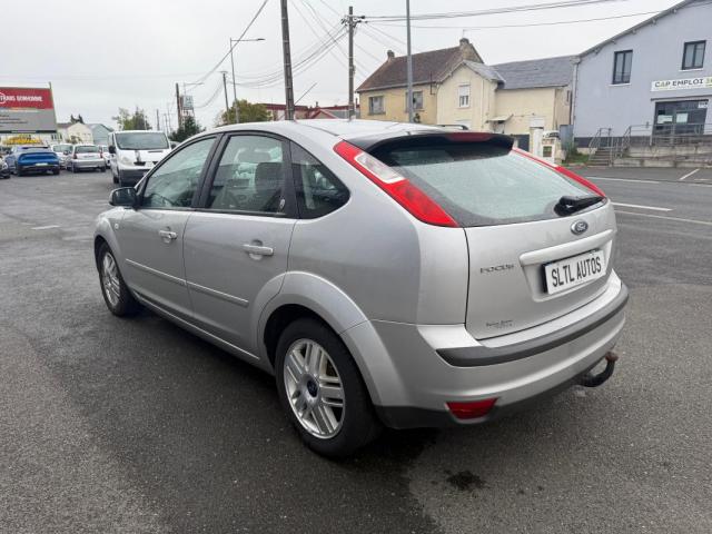 Ford Focus image 2