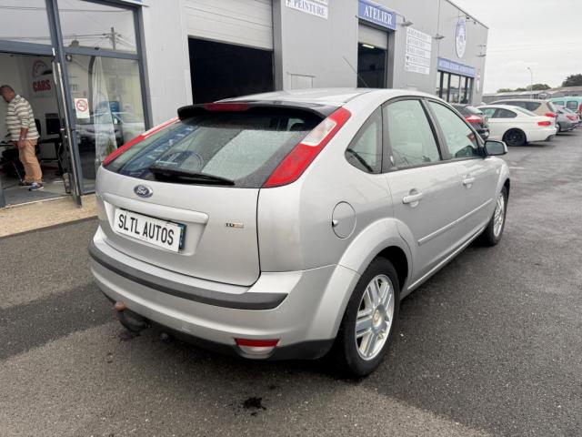 Ford Focus image 4