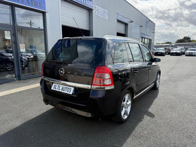 Opel Zafira image 2