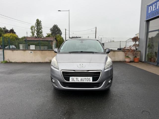 Peugeot 5008 image 6