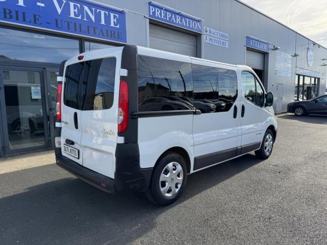 Renault Trafic image 8