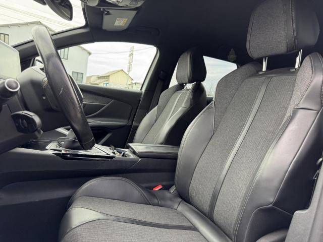 Peugeot 3008 image 3