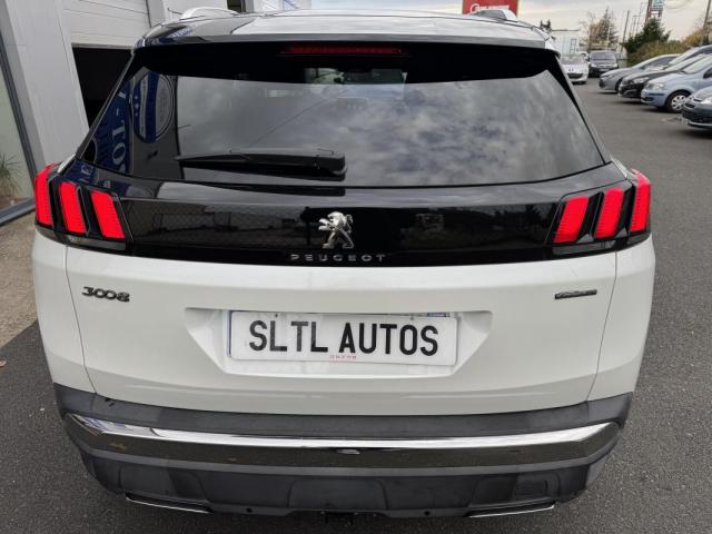 Peugeot 3008 image 8