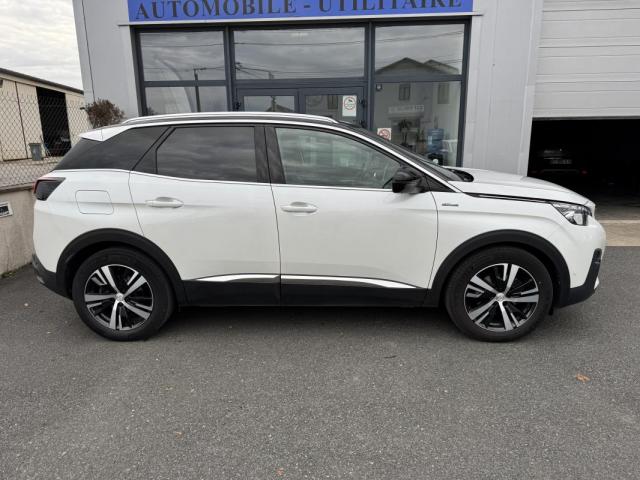 Peugeot 3008 image 2