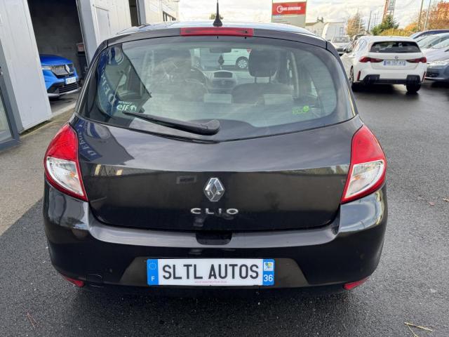 Renault Clio image 8
