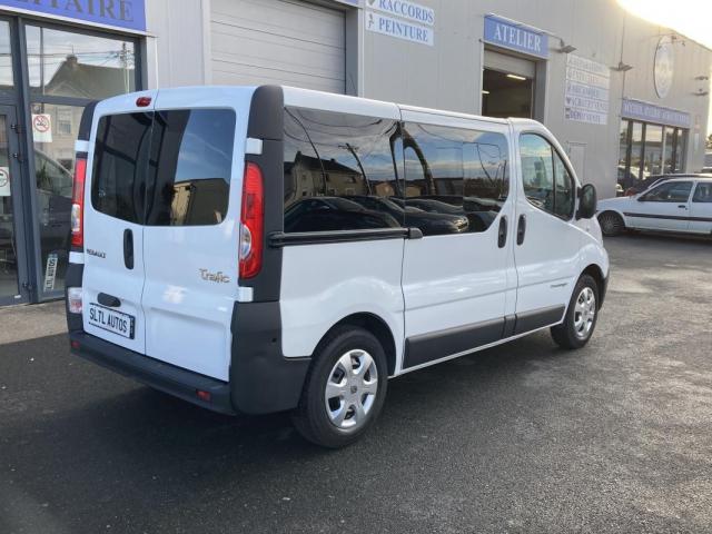 Renault Trafic image 1