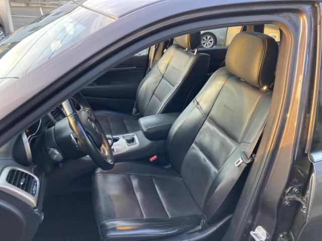 Jeep Grand Cherokee image 2