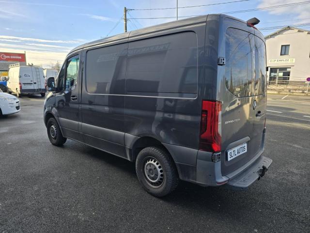 Mercedes Benz Sprinter image 1