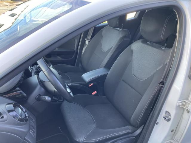 Renault Clio image 8