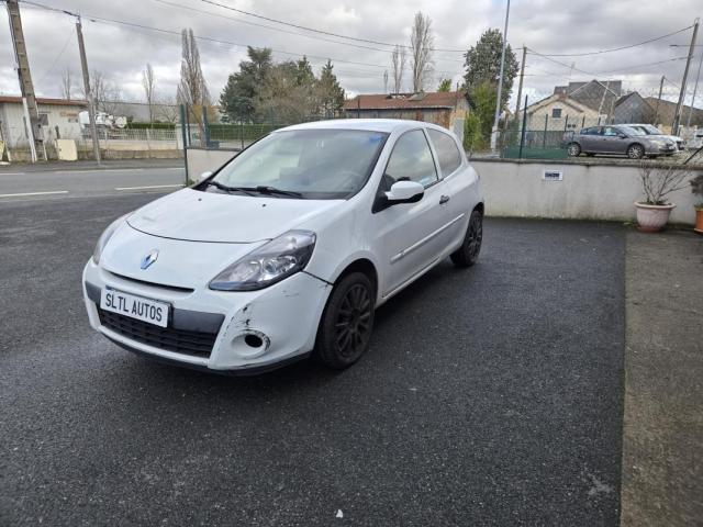 Renault Clio image 1
