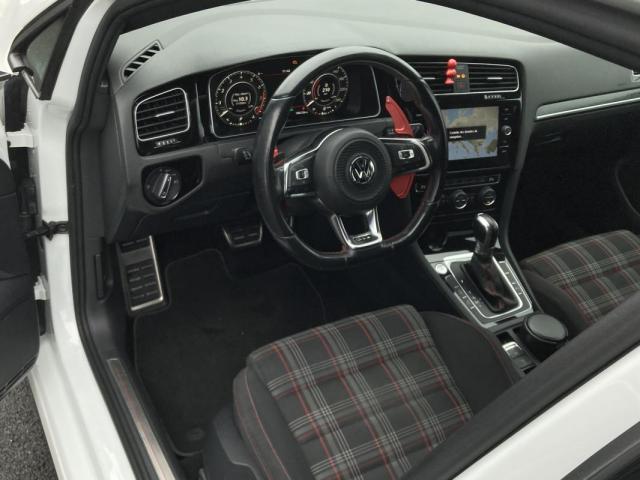 Volkswagen Golf image 9