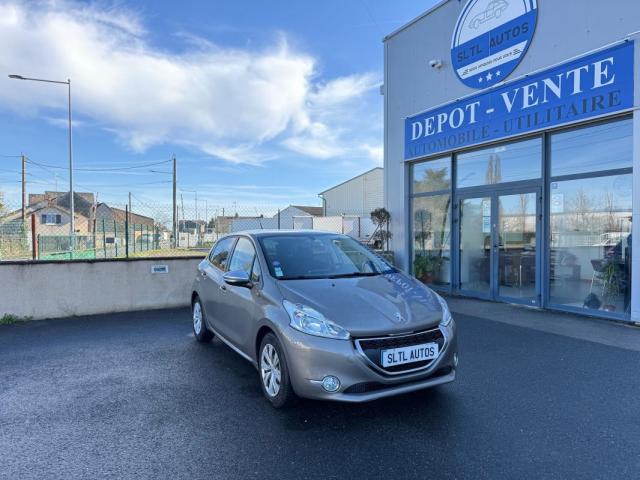 Peugeot 208 1.2 I 82 Ch Style Garantie 12 Mois / Reprise Possible