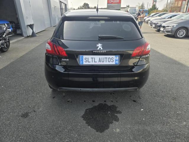 Peugeot 308 image 2