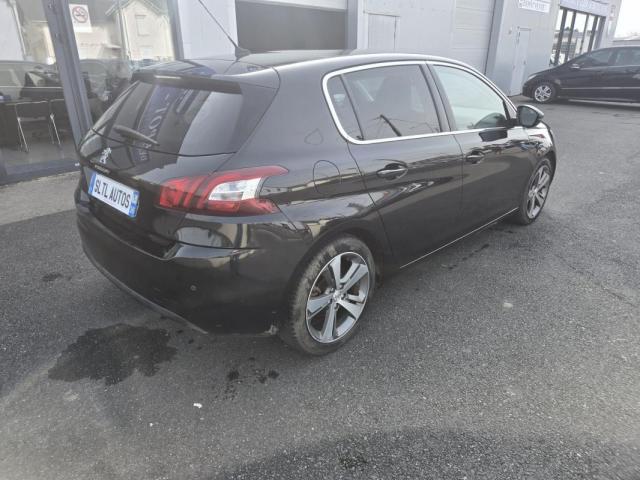 Peugeot 308 image 9