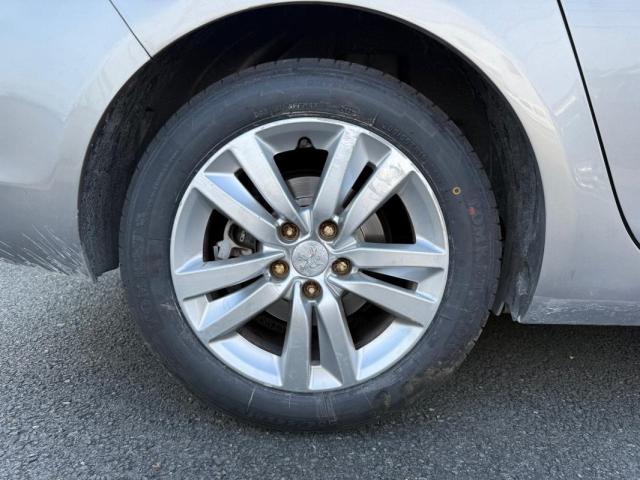 Peugeot 308 image 9