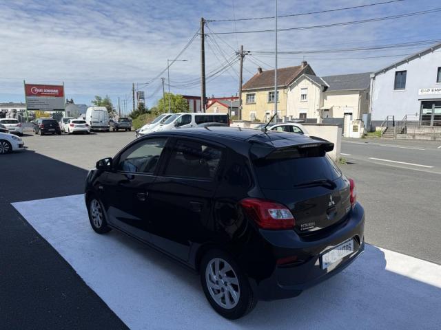 Mitsubishi Space Star image 9
