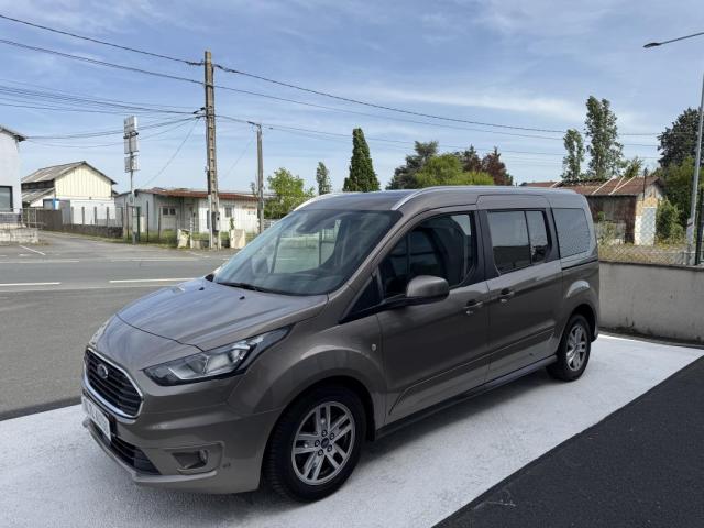 Ford Tourneo image 1