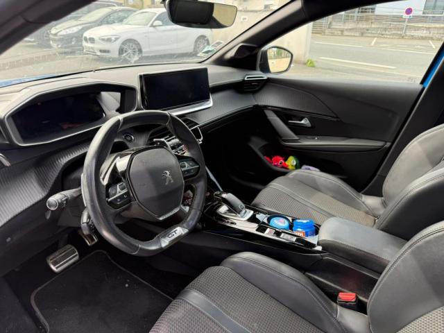 Peugeot 208 image 2