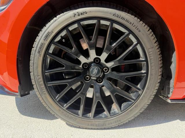 Ford Mustang image 6