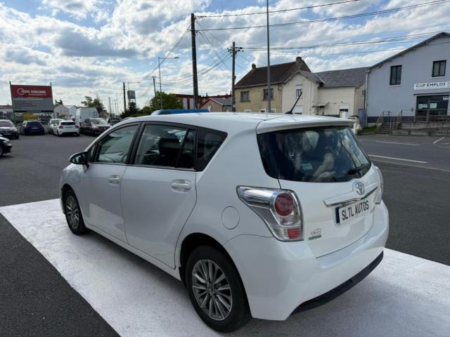 Toyota Verso image 4