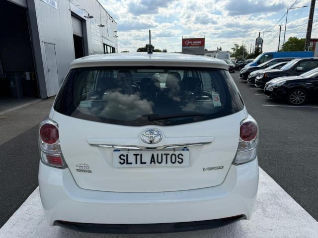 Toyota Verso image 2