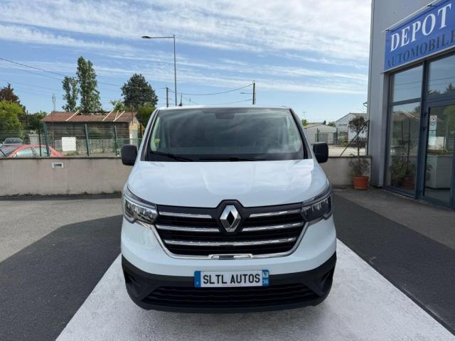 Renault Trafic image 1