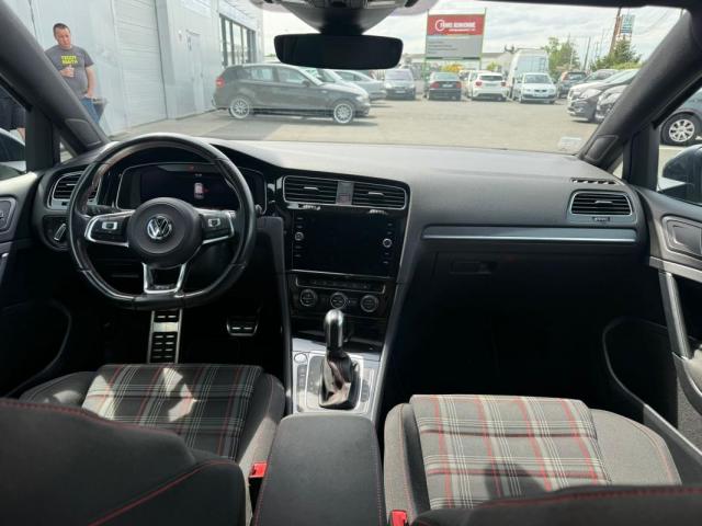 Volkswagen Golf image 4