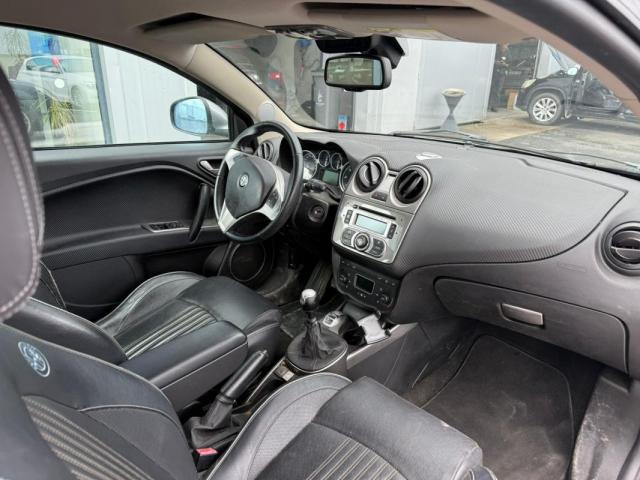 Alfa Romeo Mito image 6