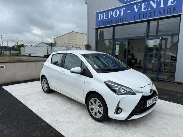 Toyota Yaris 1.5 I Business Hybrid 100ch Garantir 6 Mois/ Reprise Possible