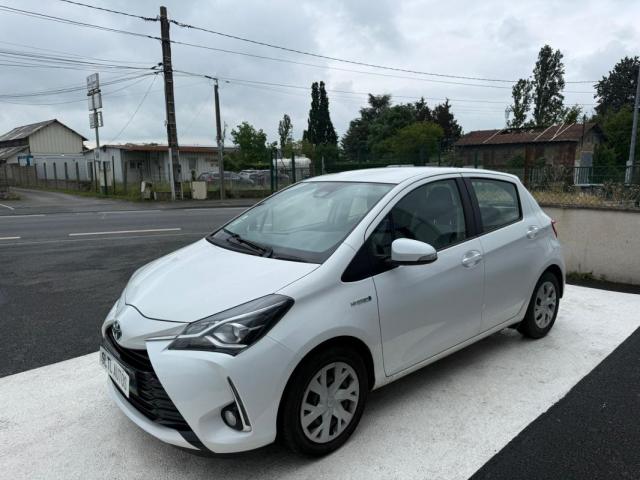 Toyota Yaris image 2