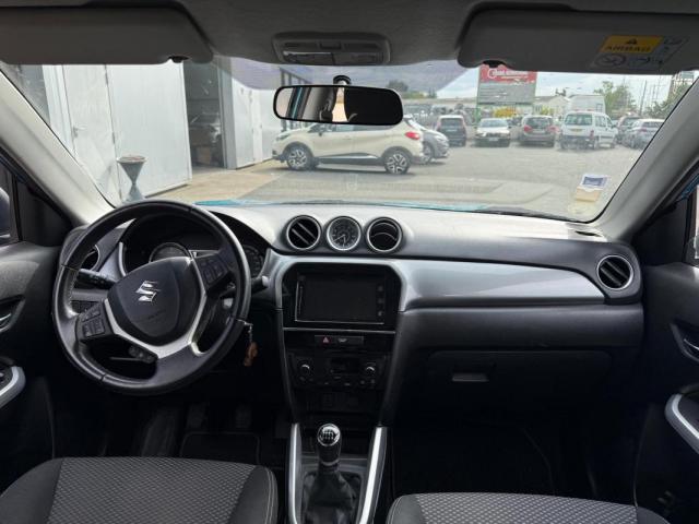 Suzuki Vitara image 2
