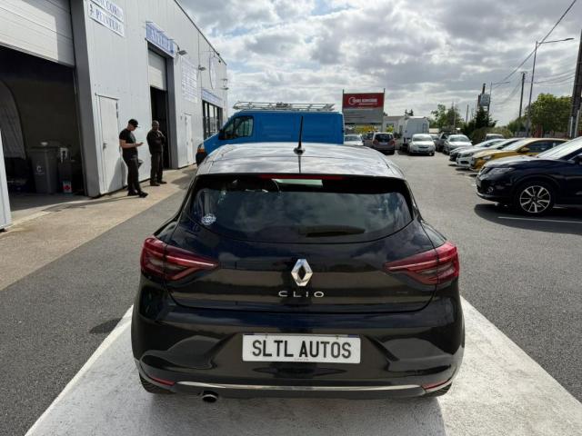 Renault Clio image 9
