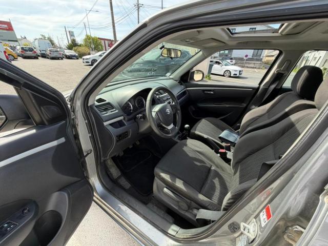 Suzuki Swift image 9