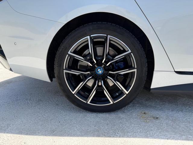 Bmw I4 image 4