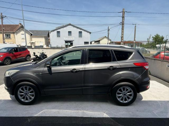 Ford Kuga image 3