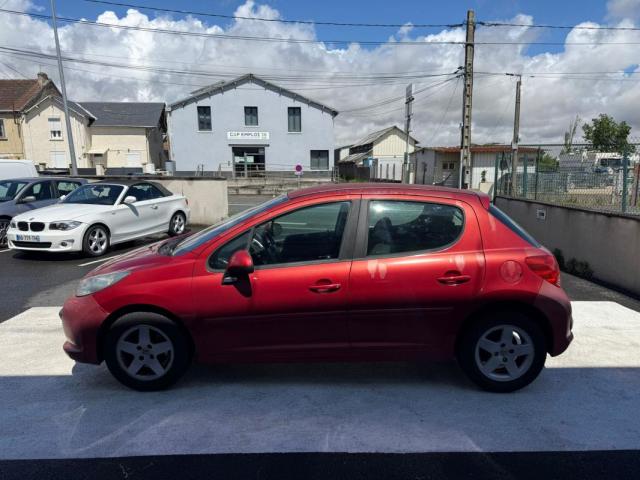 Peugeot 207 image 1