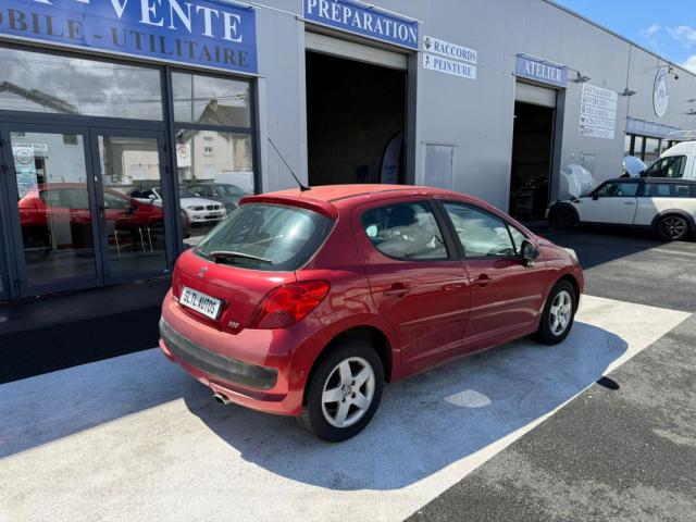 Peugeot 207 image 5