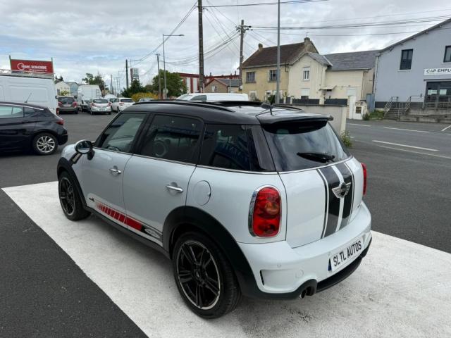 Mini Countryman image 2