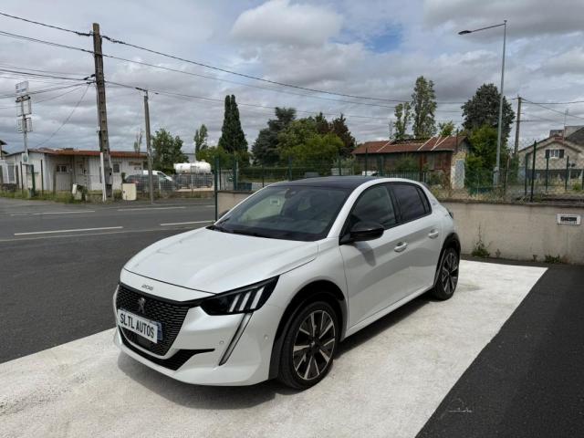 Peugeot 208 image 2