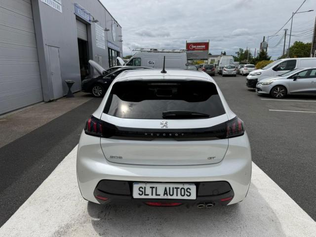 Peugeot 208 image 6