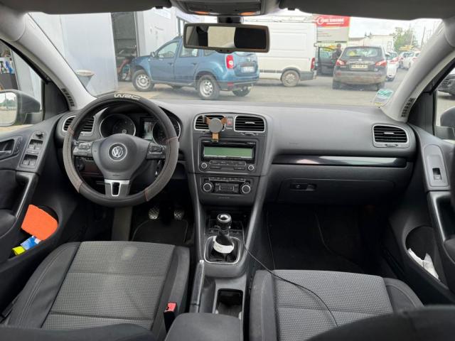 Volkswagen Golf image 2