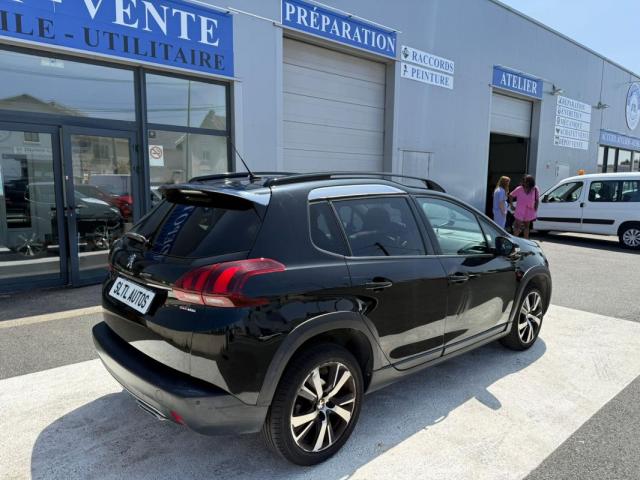 Peugeot 2008 image 1